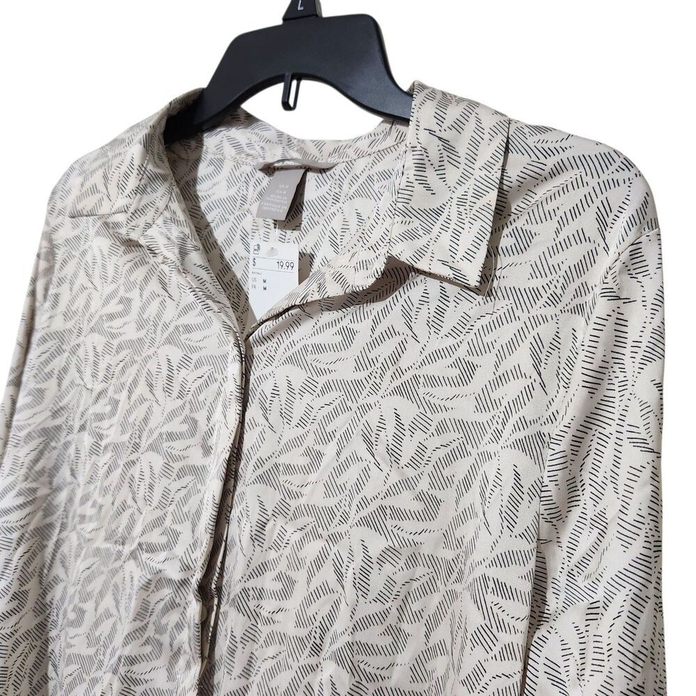 HM Silk Shirt Size Medium Hidden Buttons Long sleeve Lightweight - Picture 10 of 14